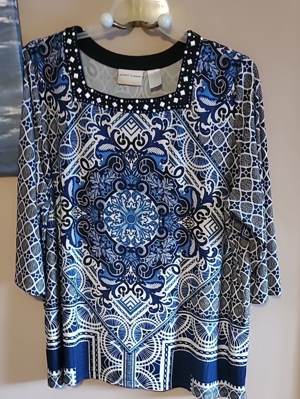 Alfred Dunner Navy, Light Blue, and White Printed Top. 2X